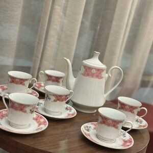 Vintage Remington Fine China Tea Set